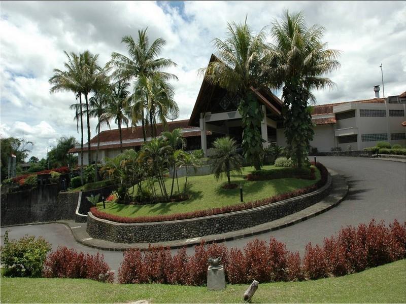 Hotel Pusako Букитинги Екстериор снимка